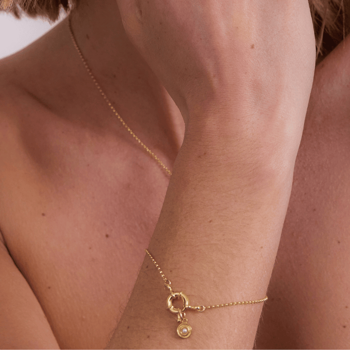 Fine Rolo Charm Bracelet with Sailor Clasp - Gold