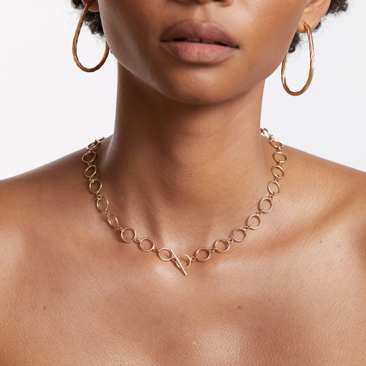 Fine Camelia Necklace - Gold