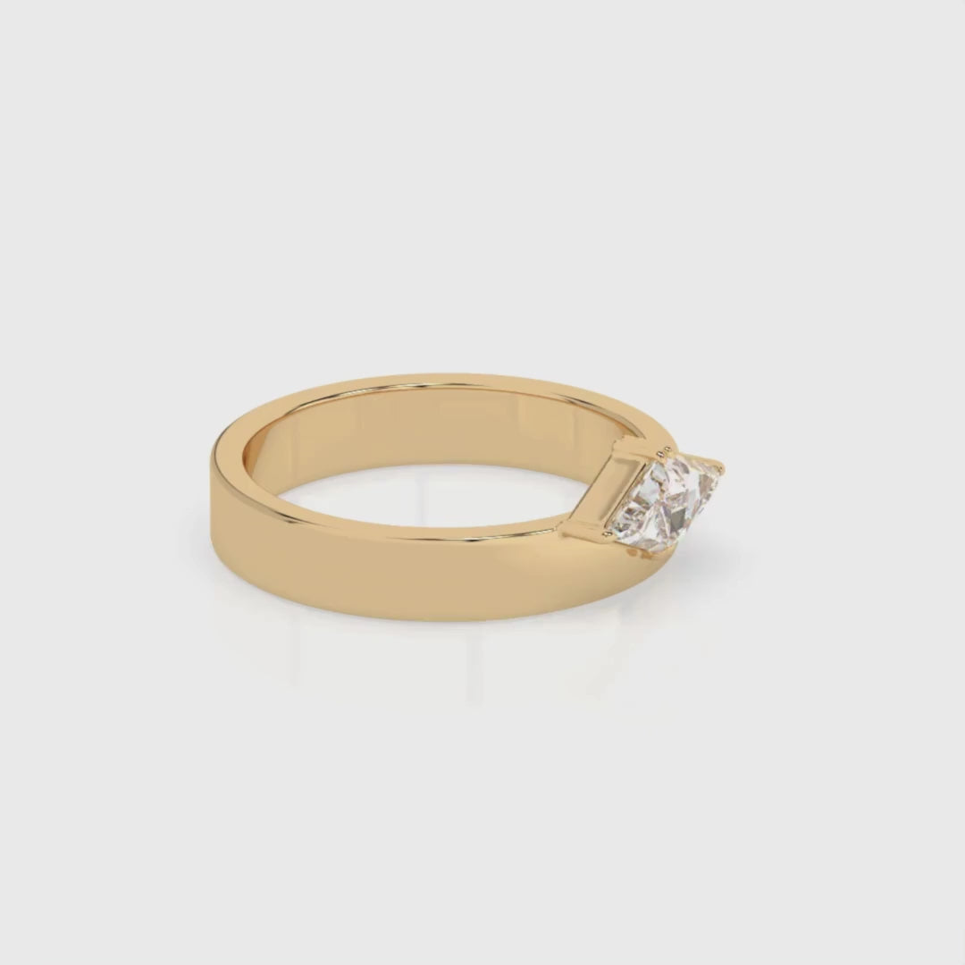 Romy Ring - Yellow Gold