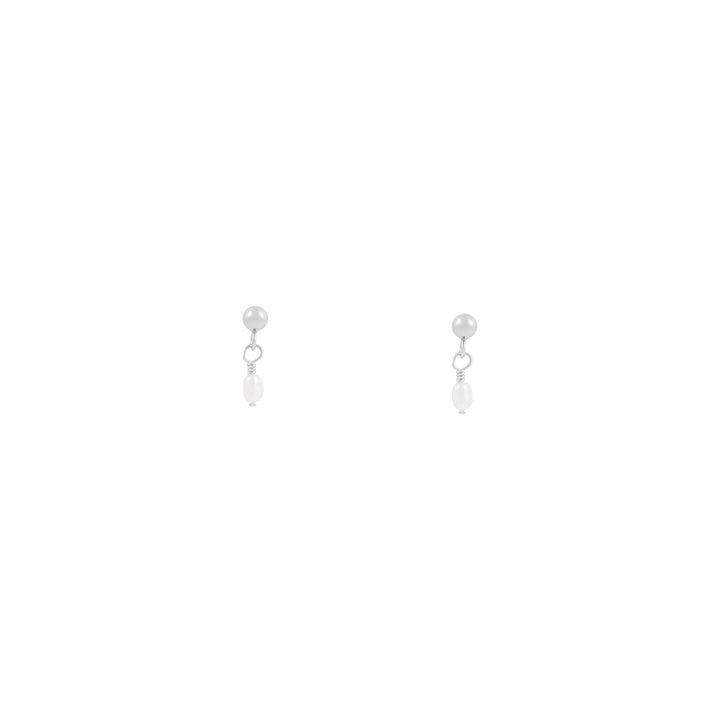Noa Freshwater Pearl Earrings - Silver