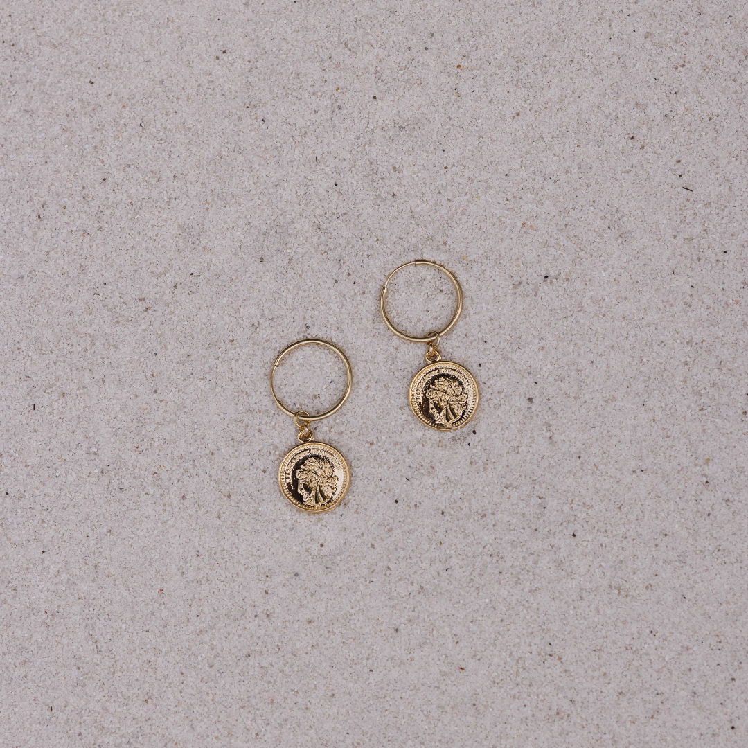 Manaya Hoop Earrings - Gold