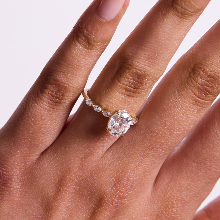 Arlo Engagement Ring - Yellow Gold