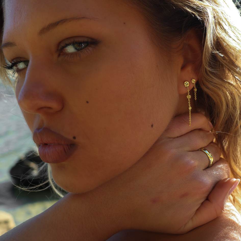 Tindra Earrings - Gold