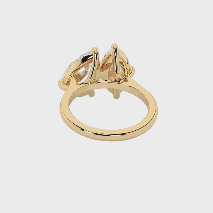 Lola Engagement Ring - Yellow Gold