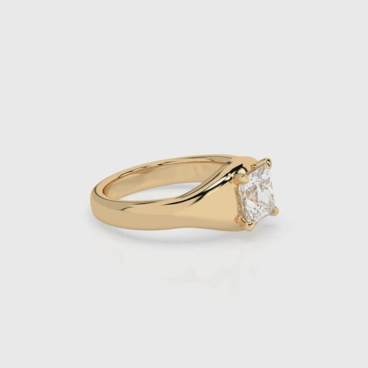 Ellis Ring - Yellow Gold