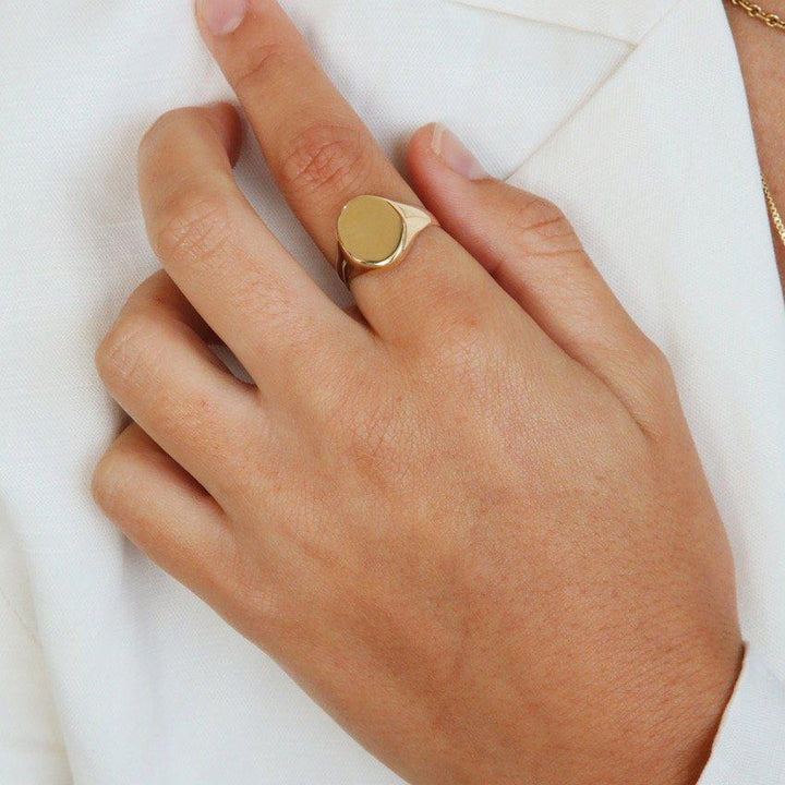 Round Signet Ring - Solid Gold