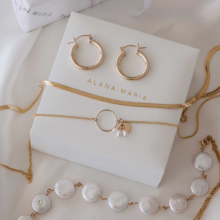 Gray pearl sales necklace and earrings