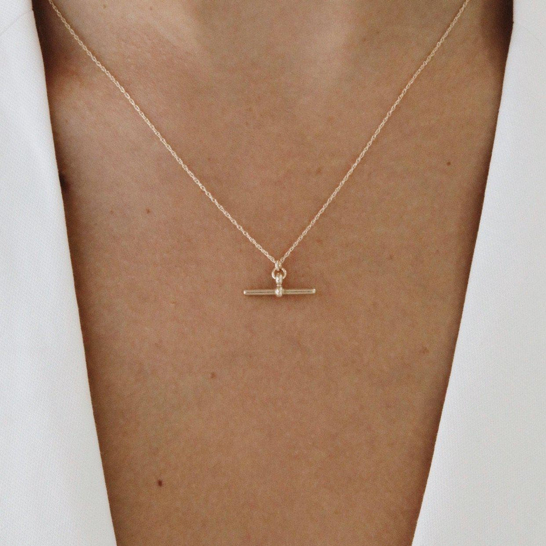 Toggle Bar Necklace - Solid Gold
